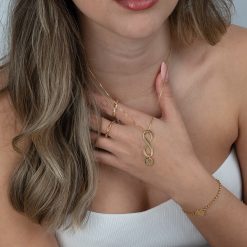 Collier Infini avec Charm Cercle Gravé