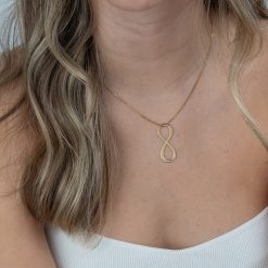 Collier Prénom Infini Vertical