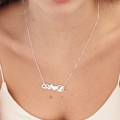 collier deux initiales et cœur