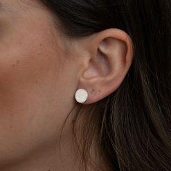Alternative view of Boucles d'Oreilles Rondes Plates avec Empreinte Digitale