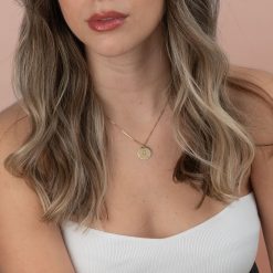 Collier Pendentif Rond avec Initiale et Date