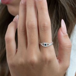 photo bague oeil bleu en argent