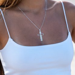 collier croix prénom vertical en argent