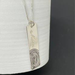 Collier Barre Personnalisé avec Prénom et Empreinte Digitale