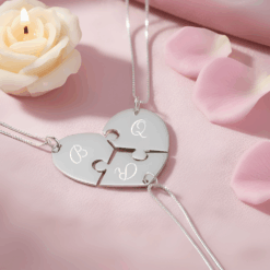 Collier Puzzle gravé pour Amies en argent