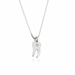 Collier Dent de Lait avec Initiale