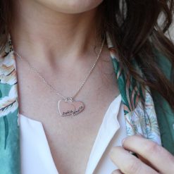 Collier Deux Cœurs Gravés