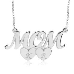 Collier Mom Cœurs et Initiales