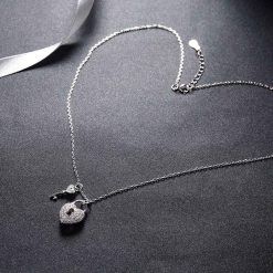 Collier Cadenas en Forme de Cœur
