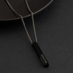 Collier Barre Noire pour Homme