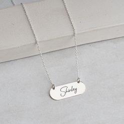 Bar Necklace With Name in Cursive