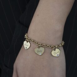 Bracelet avec Charms Cœurs Gravés porté