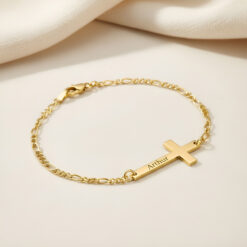 Bracelet Croix Homme Personnalisé plaqué or angle éditorial